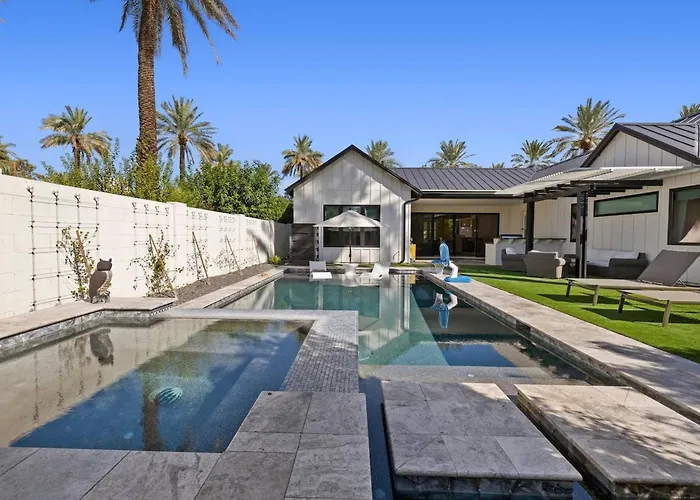 Arcadia Luxe Holiday home